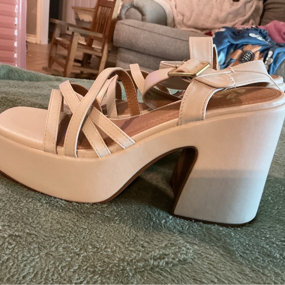 Elegant Cream Platform Sandals